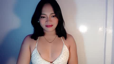 Mira Bella online show from 23, 2, 2025