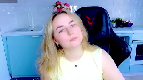 Snapshot of mira_mermayd chatting on 3, 5, 2026 Mira online show from 3, 5, 2026