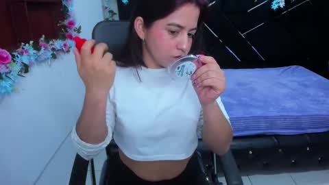 mirabella_miller online show from 11, 1, 2026