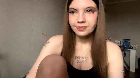 Snapshot of mirabunnys chatting on 26, 9, 2025 Mira online show from 26, 9, 2025