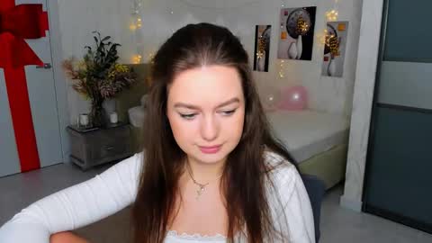 Emma online show from 13, 2, 2025