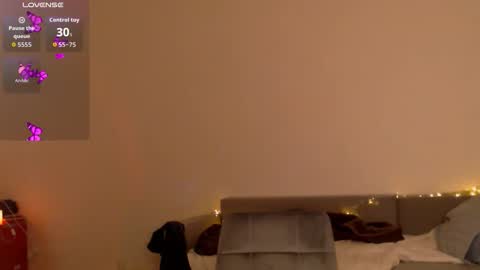 Snapshot of miradiaz chatting on 6, 2, 2026 Meera online show from 6, 2, 2026