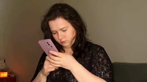 Snapshot of miradiaz chatting on 4, 4, 2026 Meera online show from 4, 4, 2026