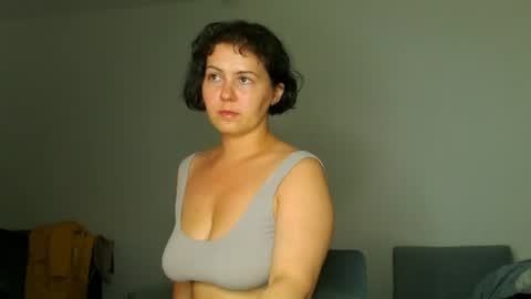 Snapshot of miradiaz chatting on 17, 6, 2026 Meera online show from 17, 6, 2026