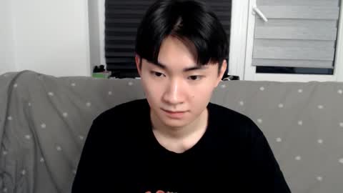 Snapshot of miram_yoo chatting on 7, 3, 2025 online show from 7, 3, 2025