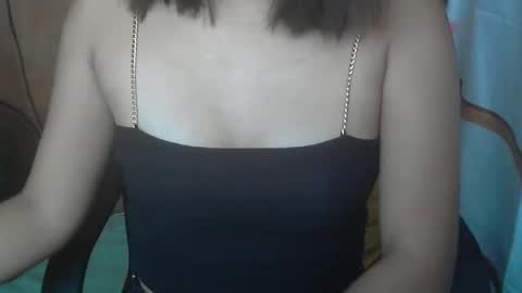 Snapshot of mirana_xxx chatting on 5, 2, 2025 Im Ping online show from 5, 2, 2025