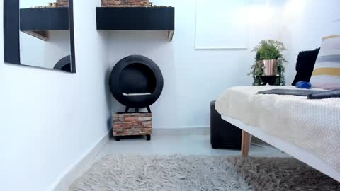    online show from 16, 1, 2025