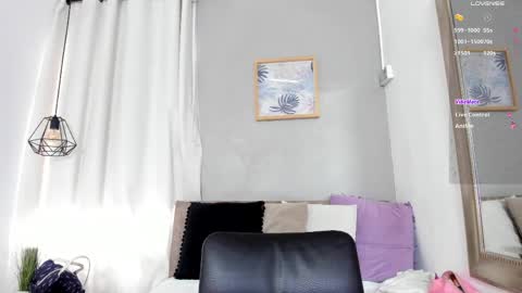 Snapshot of miranda_doll_ chatting on 5, 6, 2026 online show from 5, 6, 2026