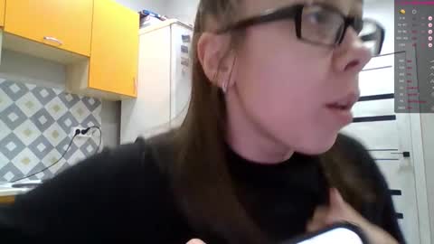 Snapshot of miranda_wish chatting on 12, 10, 2025 MIRANDA online show from 12, 10, 2025