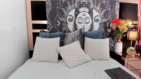 Snapshot of mirandaaduboiss chatting on 13, 1, 2026 Miranda online show from 13, 1, 2026