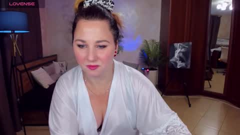 MirandaDyson online show from 17, 9, 2025