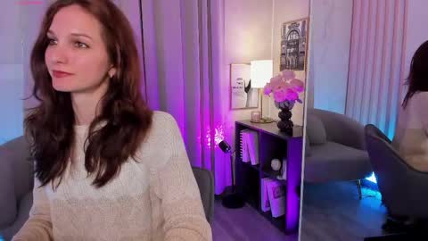 Snapshot of mirandaglow chatting on 8, 5, 2026 Miranda online show from 8, 5, 2026