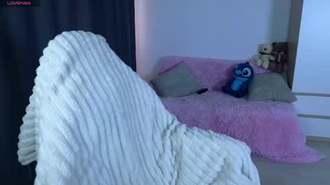 Snapshot of miraraid chatting on 3, 5, 2026 miraraid online show from 3, 5, 2026