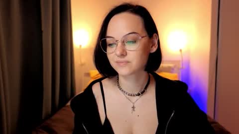 Snapshot of miraskyy chatting on 23, 10, 2025 MiraSkyy online show from 23, 10, 2025