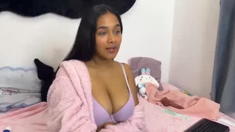 Mirella online show from 9, 10, 2025