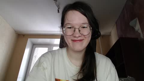 Snapshot of miriamor chatting on 19, 2, 2025 Mira online show from 19, 2, 2025