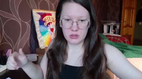 Snapshot of miriamor chatting on 7, 11, 2025 Mira online show from 7, 11, 2025