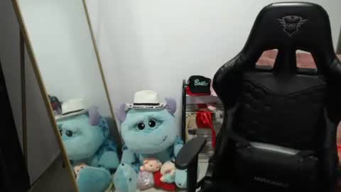 Snapshot of mis_iyasha chatting on 11, 10, 2025 IYASHA online show from 11, 10, 2025