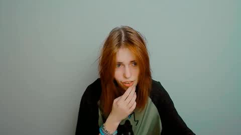 Snapshot of misaki_chan_ chatting on 29, 10, 2025 misaki_chan_ online show from 29, 10, 2025