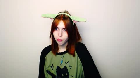 misaki_chan_ online show from 21, 11, 2025