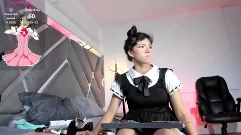 Snapshot of misaki_kai chatting on 4, 10, 2025 Misaki Kai online show from 4, 10, 2025