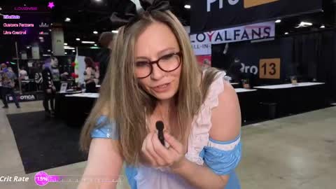 Snapshot of mischiefmuse chatting on 12, 4, 2026 Mischief Muse online show from 12, 4, 2026
