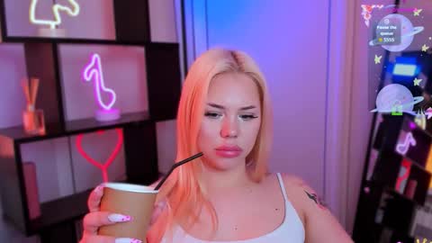 mishel shy online show from 17, 3, 2026