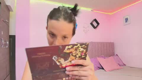 Snapshot of misofialeal chatting on 15, 1, 2026 misofialeal online show from 15, 1, 2026