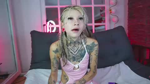 miss___angel online show from 9, 7, 2026