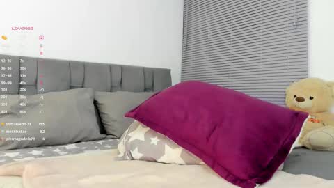Snapshot of miss__jones_ chatting on 8, 10, 2025 miss__jones_ online show from 8, 10, 2025
