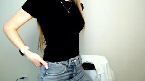 Angelina online show from 12, 5, 2026
