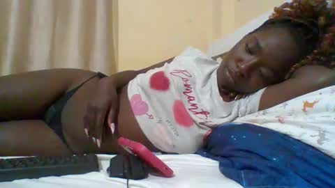 Snapshot of miss_atitude chatting on 14, 10, 2025 miss_atitude online show from 14, 10, 2025