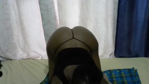 Snapshot of miss_bani chatting on 22, 10, 2025 miss_bani online show from 22, 10, 2025