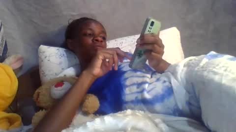 Snapshot of miss_belllo chatting on 9, 2, 2025 miss_belllo online show from 9, 2, 2025