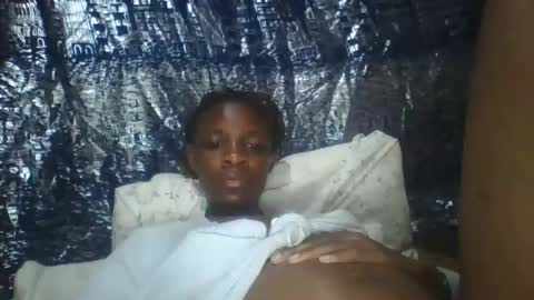 Snapshot of miss_belllo chatting on 11, 2, 2025 miss_belllo online show from 11, 2, 2025