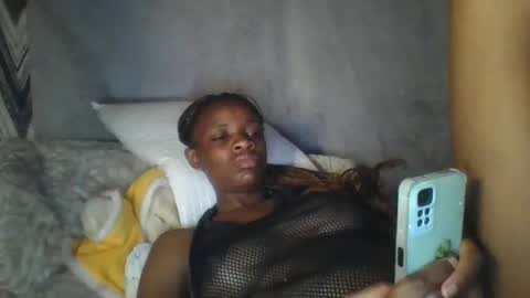 Snapshot of miss_belllo chatting on 20, 2, 2025 miss_belllo online show from 20, 2, 2025