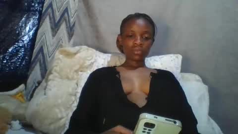 Snapshot of miss_belllo chatting on 22, 2, 2025 miss_belllo online show from 22, 2, 2025