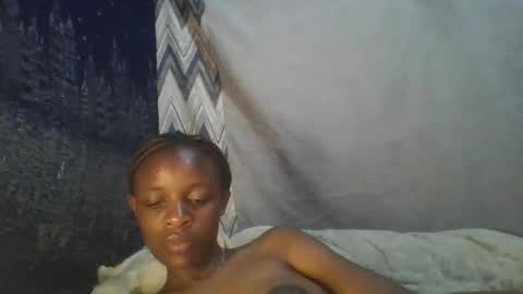 Snapshot of miss_belllo chatting on 3, 3, 2025 miss_belllo online show from 3, 3, 2025