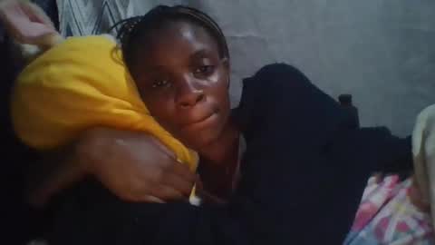 Snapshot of miss_belllo chatting on 5, 3, 2025 miss_belllo online show from 5, 3, 2025