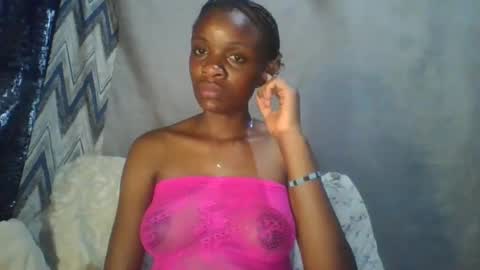 Snapshot of miss_belllo chatting on 10, 3, 2025 miss_belllo online show from 10, 3, 2025