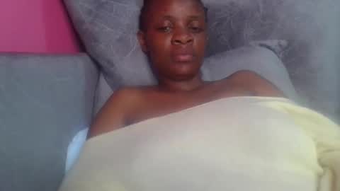 Snapshot of miss_belllo chatting on 19, 9, 2025 miss_belllo online show from 19, 9, 2025