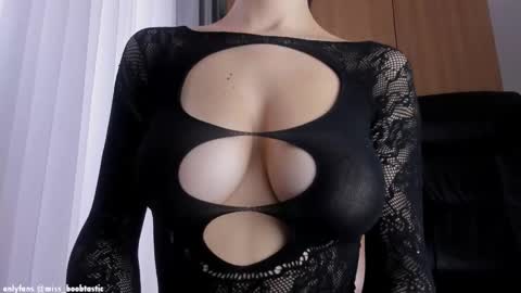 Snapshot of miss_boobtastic chatting on 16, 1, 2026 Ivy online show from 16, 1, 2026