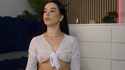 Snapshot of miss_denisse chatting on 20, 11, 2025 Denise online show from 20, 11, 2025