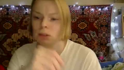 Elis online show from 18, 9, 2025