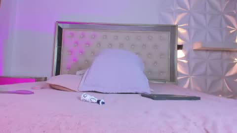 Snapshot of miss_emilystar chatting on 11, 6, 2026 miss_emilystar online show from 11, 6, 2026