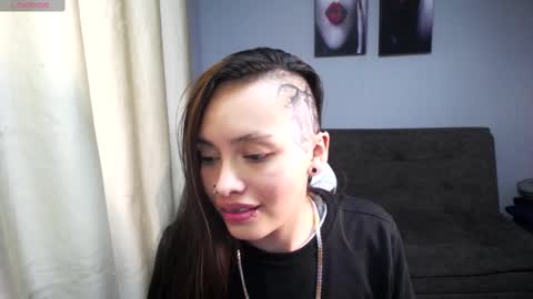 miss_foxxy_ online show from 5, 10, 2025