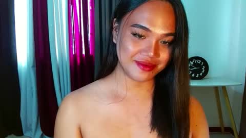 Snapshot of miss_fucos chatting on 1, 10, 2025 Lara online show from 1, 10, 2025