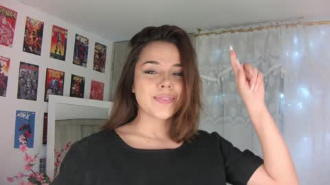 Snapshot of miss_galaxxia chatting on 9, 12, 2024  Elisabeth  IG galax xxia       online show from 9, 12, 2024