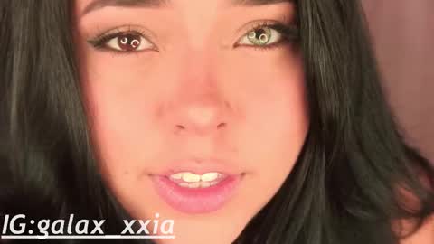 Snapshot of miss_galaxxia chatting on 29, 10, 2025  Elisabeth  IG galax xxia       online show from 29, 10, 2025