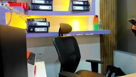 miss_horney online show from 17, 3, 2026